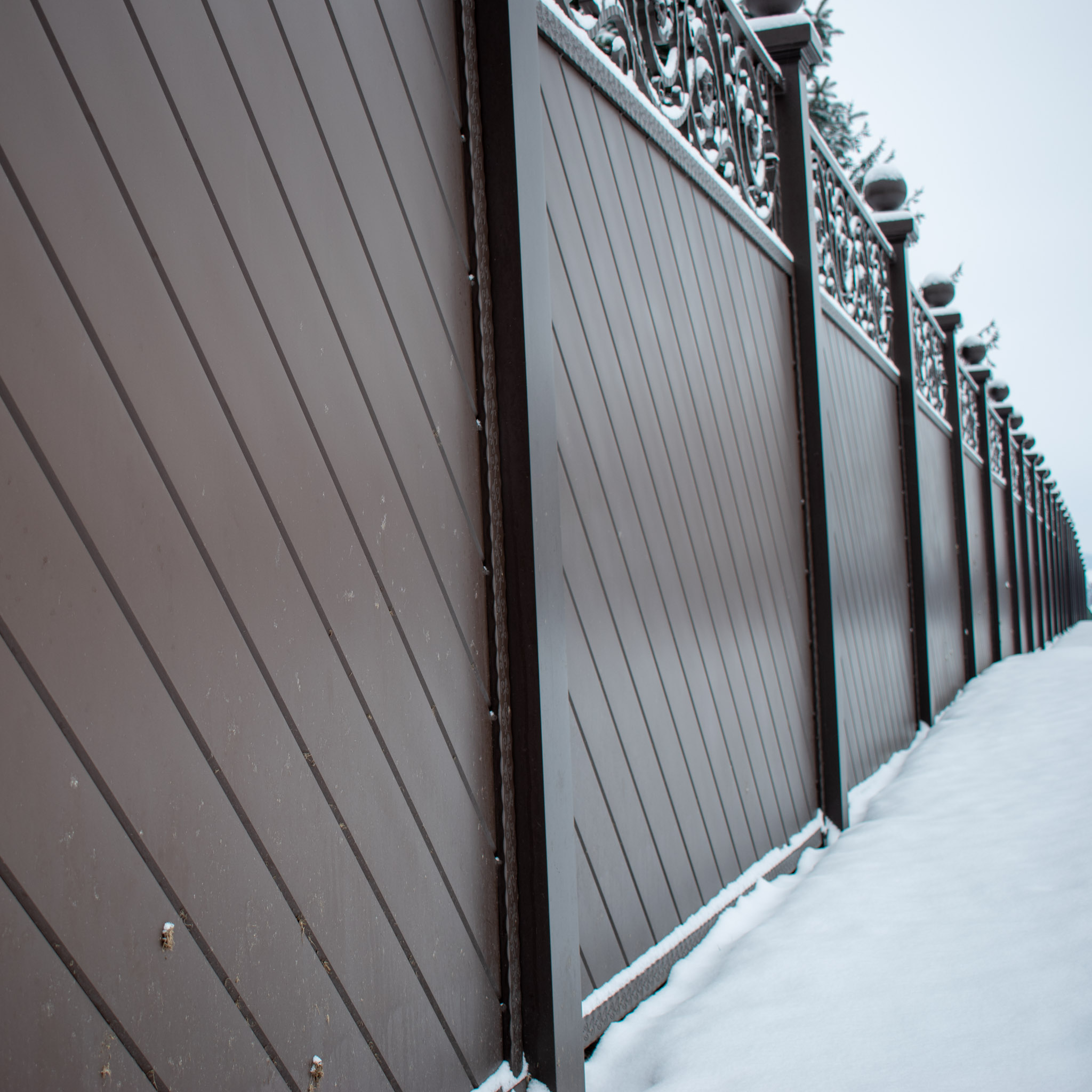 Architectural Privacy Fence Snow-19